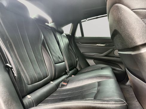 Used 2019 BMW X6 xDrive50i w/ M Sport Package AWD/4WD image 26
