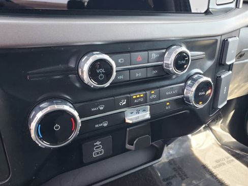 Used 2025 Ford F150 XLT w/ Equipment Group 301A Standard image 22