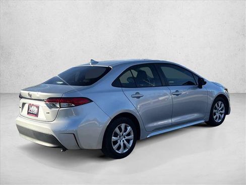 Certified 2024 Toyota Corolla LE image 5