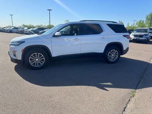 Used 2023 Chevrolet Traverse LT AWD/4WD image 16