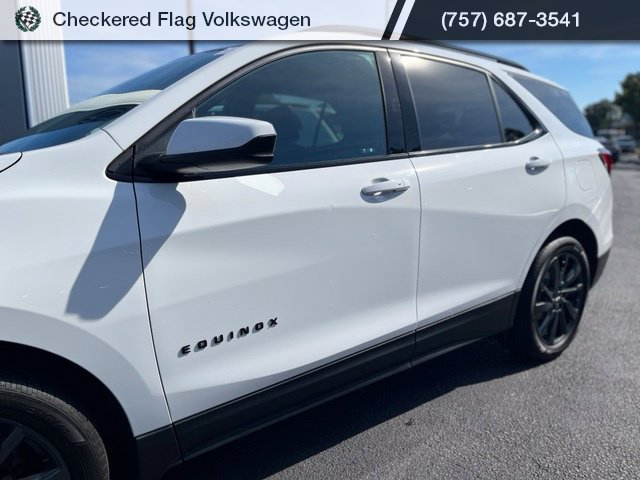 Used 2024 Chevrolet Equinox RS FWD image 3