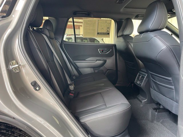 Used 2026 Subaru Outback Limited AWD/4WD image 23