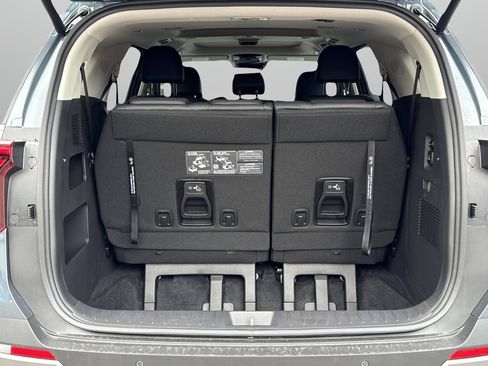 New 2026 Kia Carnival SX Prestige FWD image 23