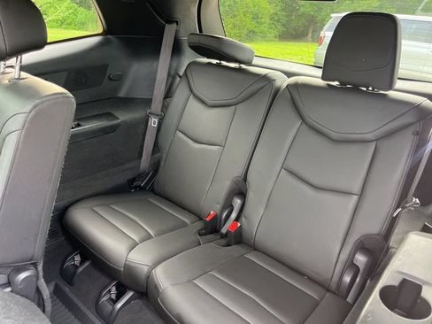 Used 2020 Cadillac XT6 Premium Luxury FWD image 45
