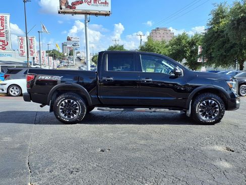 Used 2021 Nissan Titan PRO-4X w/ Pro-4x Convenience Package AWD/4WD image 5