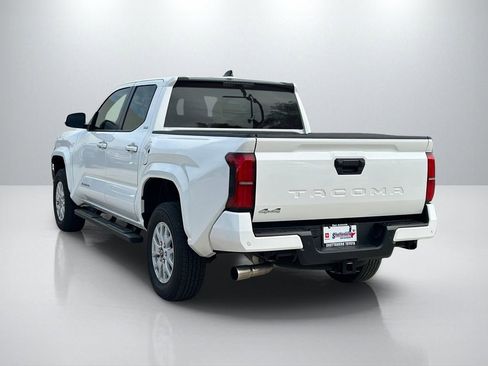 Certified 2025 Toyota Tacoma SR5 image 7