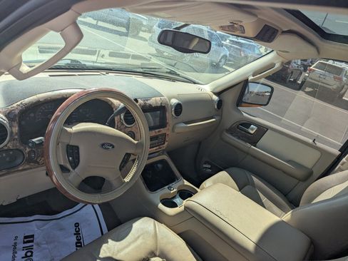 Used 2004 Ford Expedition Eddie Bauer AWD/4WD image 13