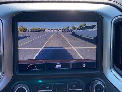 Used 2020 Chevrolet Silverado 1500 RST AWD/4WD image 16
