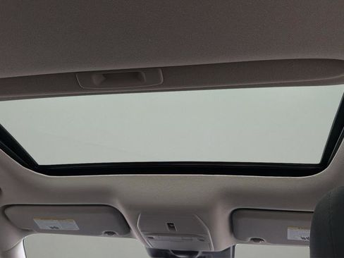 New 2026 Nissan Sentra SV w/ SV Convenience Package FWD image 21