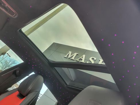 Used 2019 Lamborghini Urus image 10