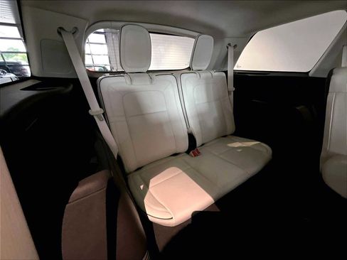 Used 2024 Lincoln Aviator Black Label AWD/4WD image 33
