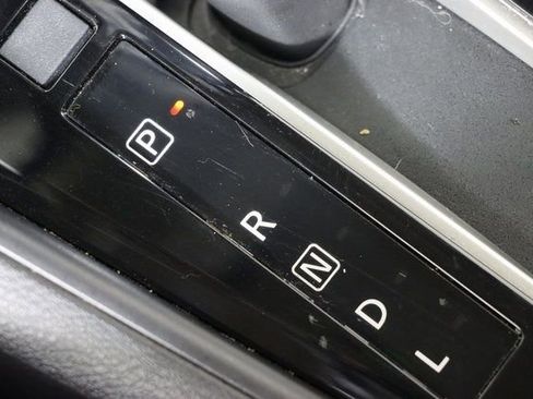 Used 2023 Nissan Versa SR w/ Trunk Package image 36