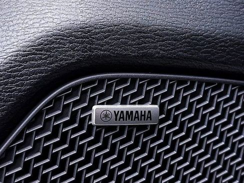 New 2025 Mitsubishi Outlander ES image 10