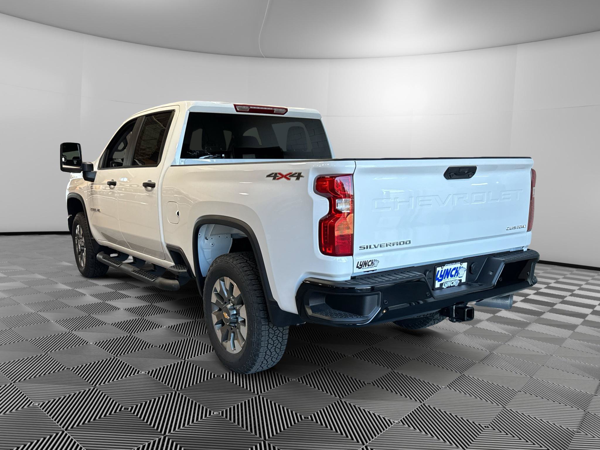 New 2026 Chevrolet Silverado 2500 Custom w/ Custom Value Package AWD/4WD image 3