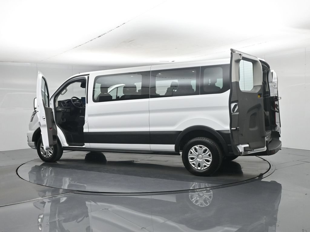 Used 2023 Ford Transit 350 XLT RWD image 31