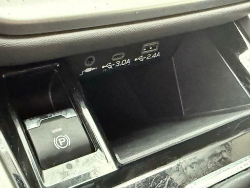 Certified 2024 Subaru Outback Onyx Edition image 16