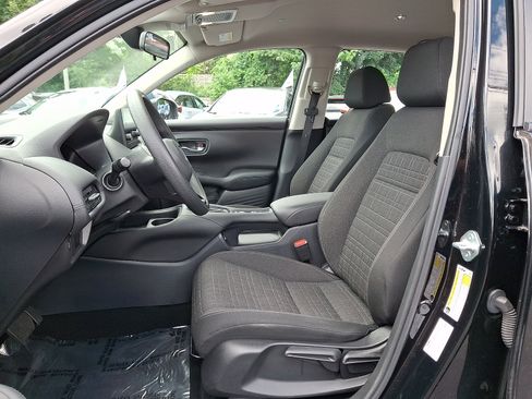 Certified 2023 Honda HR-V LX image 12