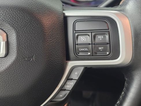 Used 2022 RAM 2500 Big Horn w/ Night Edition image 32