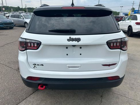 Used 2022 Jeep Compass Trailhawk AWD/4WD image 5