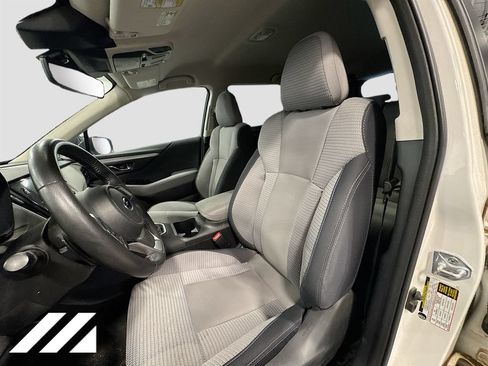 Used 2025 Subaru Outback Premium w/ Popular Package #1A AWD/4WD image 21