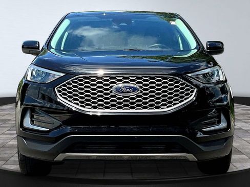 Used 2024 Ford Edge SEL AWD/4WD image 2