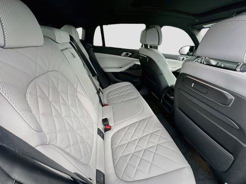 New 2027 BMW X6 M60i w/ Executive Package AWD/4WD image 20