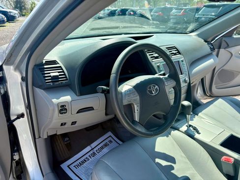 Used 2008 Toyota Camry Hybrid image 16