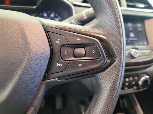 Used 2023 Chevrolet TrailBlazer LT image 22