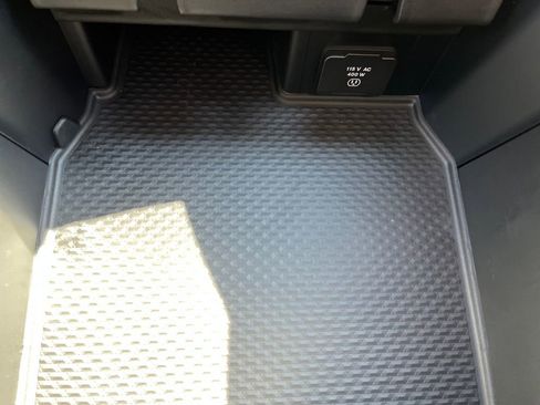 New 2026 RAM 2500 Laramie w/ Night Edition image 30