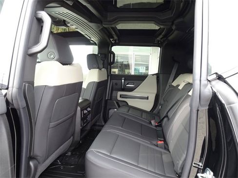 New 2026 GMC Hummer EV SUV image 15