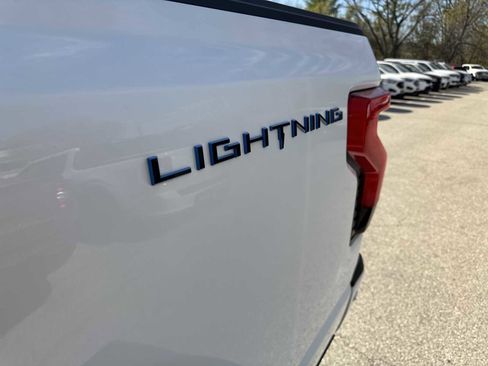 Used 2022 Ford F150 Lightning Lariat w/ Tow Technology Package image 16