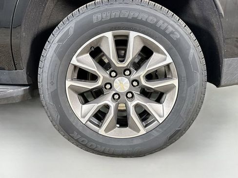 Used 2022 Chevrolet Tahoe LT w/ Luxury Package RWD image 35