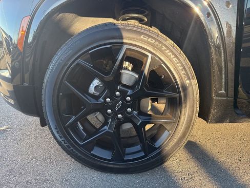 Used 2024 Chevrolet Traverse RS w/ LPO, Floor Liner Package image 36