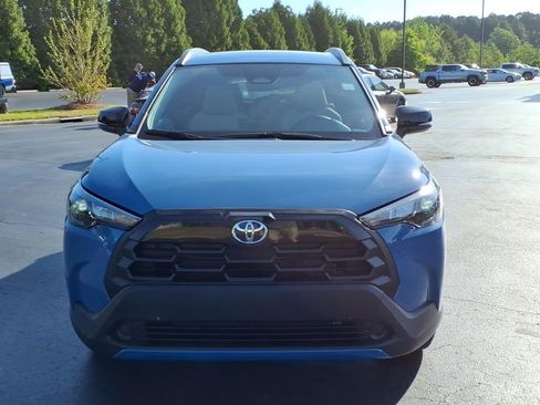Used 2026 Toyota Corolla Cross LE image 8