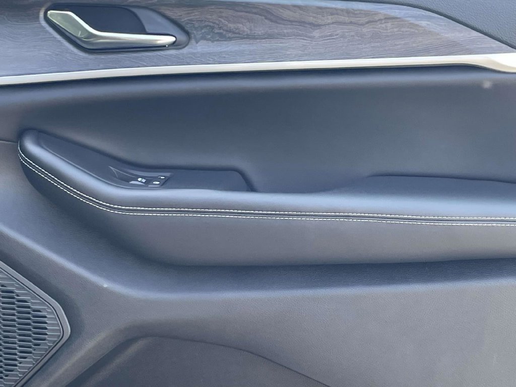 New 2027 Jeep Grand Cherokee Altitude AWD/4WD image 17