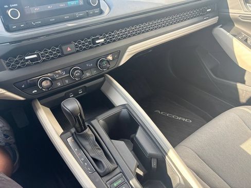Certified 2025 Honda Accord SE image 21