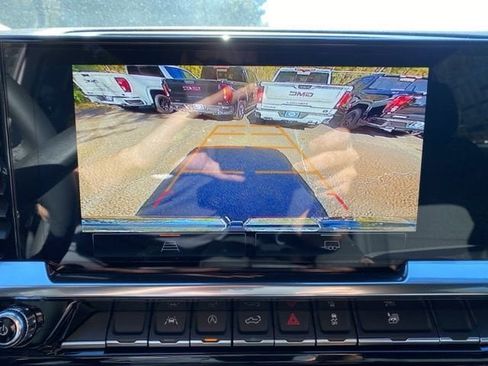 New 2026 GMC Sierra 1500 SLE image 19