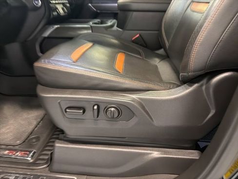 Used 2021 GMC Sierra 2500 AT4 image 19