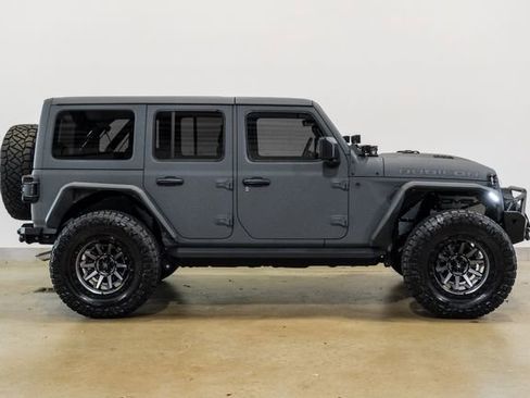 Used 2024 Jeep Wrangler Unlimited Rubicon 392 image 38