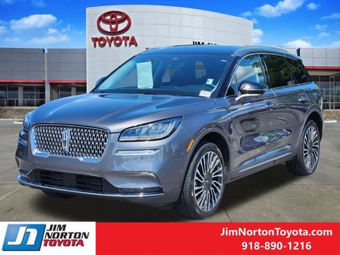 Used 2021 Lincoln Corsair Reserve w/ Equipment Group 201A FWD image 3