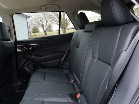 Used 2025 Subaru Outback Touring image 19