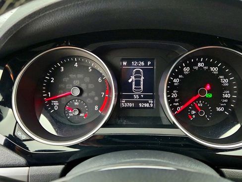 Used 2016 Volkswagen Jetta Sport w/ Lighting Package image 12