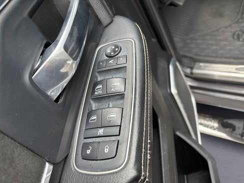 Used 2021 RAM 2500 Laramie AWD/4WD image 16