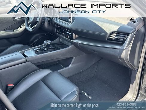 Used 2021 Nissan Rogue SV FWD image 35
