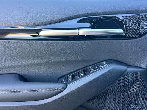 New 2026 Kia Seltos EX image 11