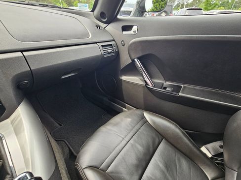 Used 2008 Saturn Sky w/ Premium Trim Package RWD image 11