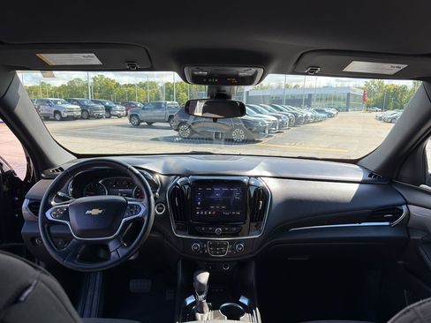 Used 2023 Chevrolet Traverse LT w/ LPO, Floor Liner Package image 29