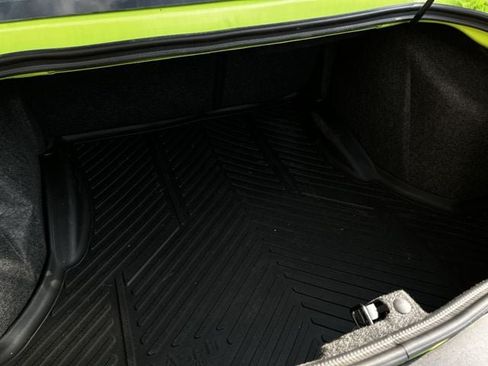 Used 2023 Dodge Challenger R/T Scat Pack RWD image 33