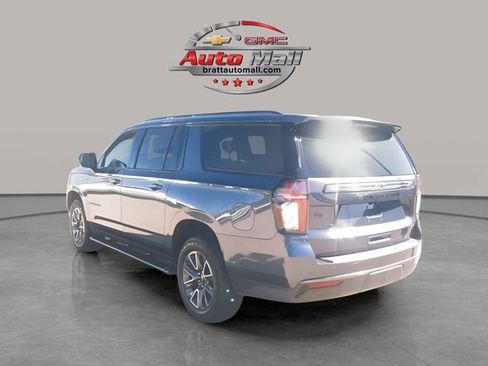 Used 2021 Chevrolet Suburban Z71 image 3