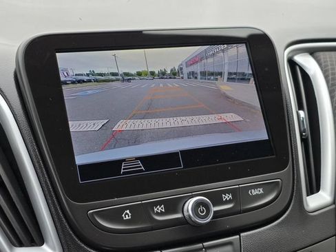 Used 2023 Chevrolet Malibu LT FWD image 28